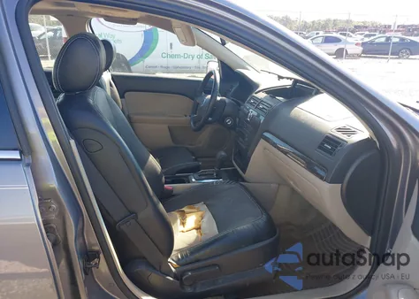 2006 Mercury Milan V6 Premier из США, поврежденный, VIN 3MEHM08126R652050